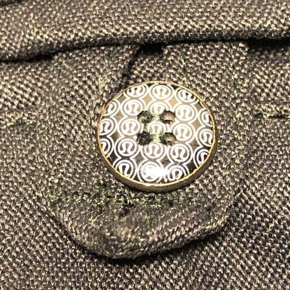 Lululemon Athletica Wet Dry Warm black pants sz34 - Picture 6 of 6